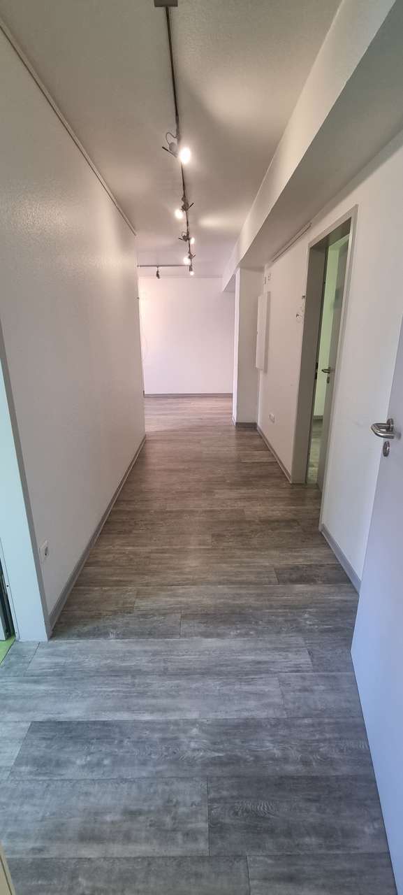 Hannencenter Korschenbroich- Praxis oder Büro, beides ist hier möglich..