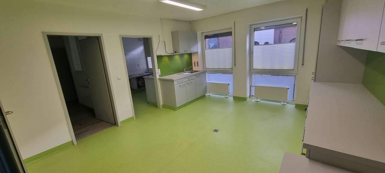 Hannencenter Korschenbroich- Praxis oder Büro, beides ist hier möglich..