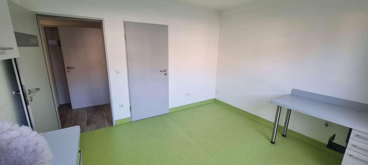 Hannencenter Korschenbroich- Praxis oder Büro, beides ist hier möglich..