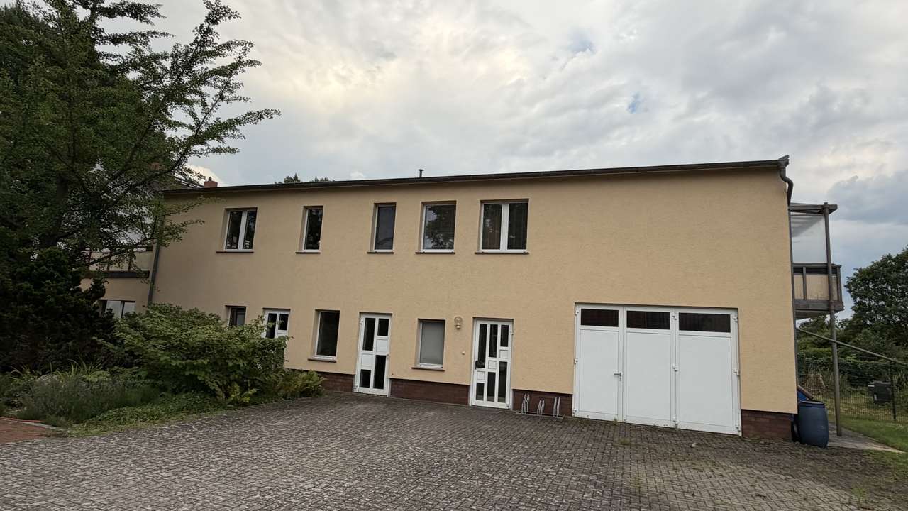 Das Komplettpacket! Haus+Mietwohnung+Werkstatt+Garage+großes Grundstück