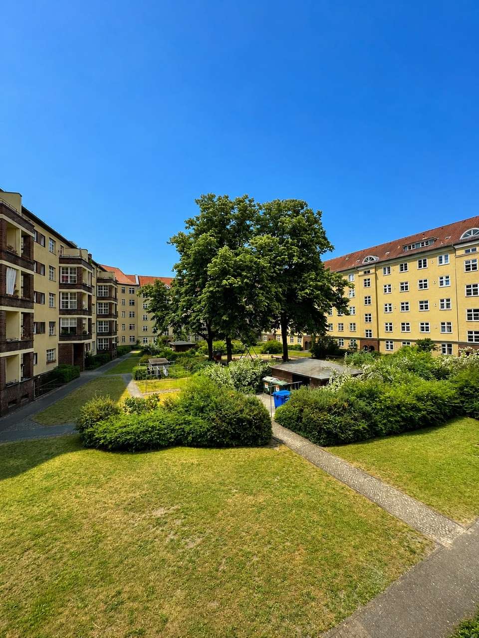 Bezugsfrei & Toplage Nähe Schloss Charlottenburg -2 Zi. ETW zu Verkaufen