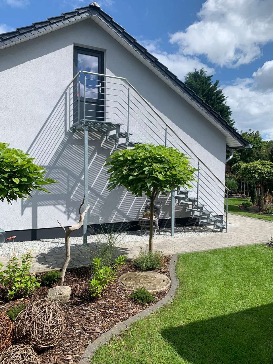 Traumzuhause sucht Traumfamilie! Freistehendes EFH zu verkaufen