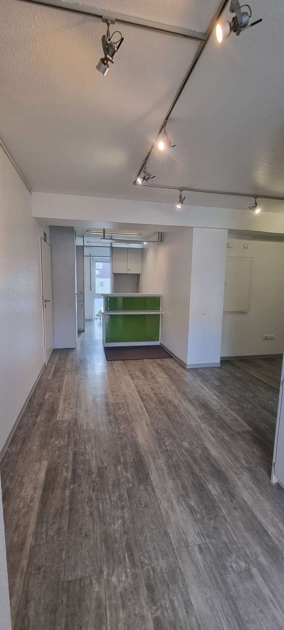 Hannencenter Korschenbroich- Praxis oder Büro, beides ist hier möglich..