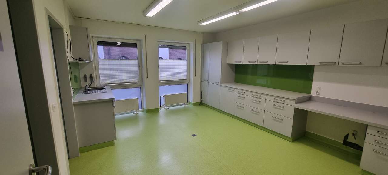 Hannencenter Korschenbroich- Praxis oder Büro, beides ist hier möglich..