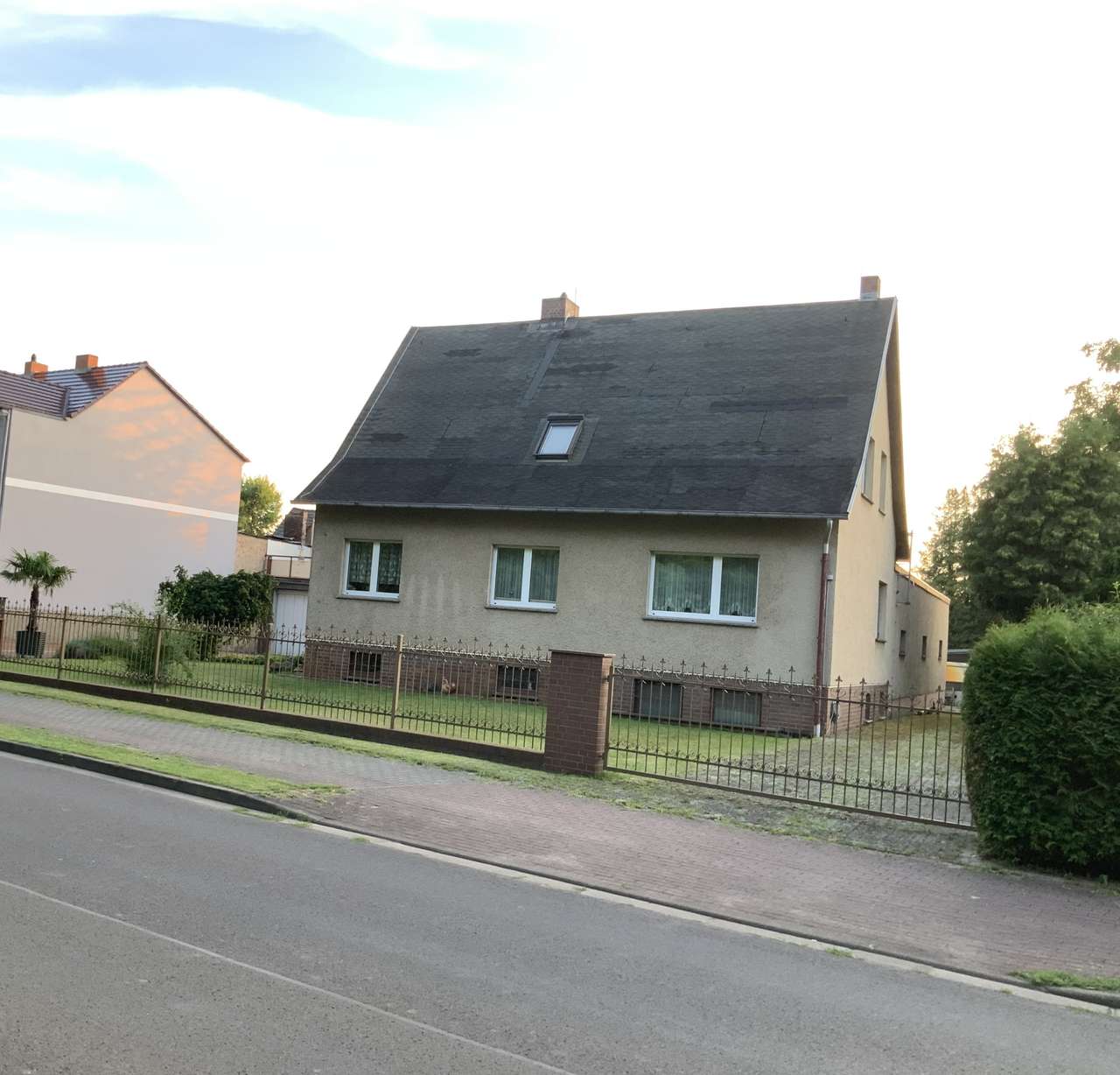 Straßenansicht Straßenansicht
