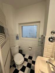 Gäste WC im UG Gäste WC im UG