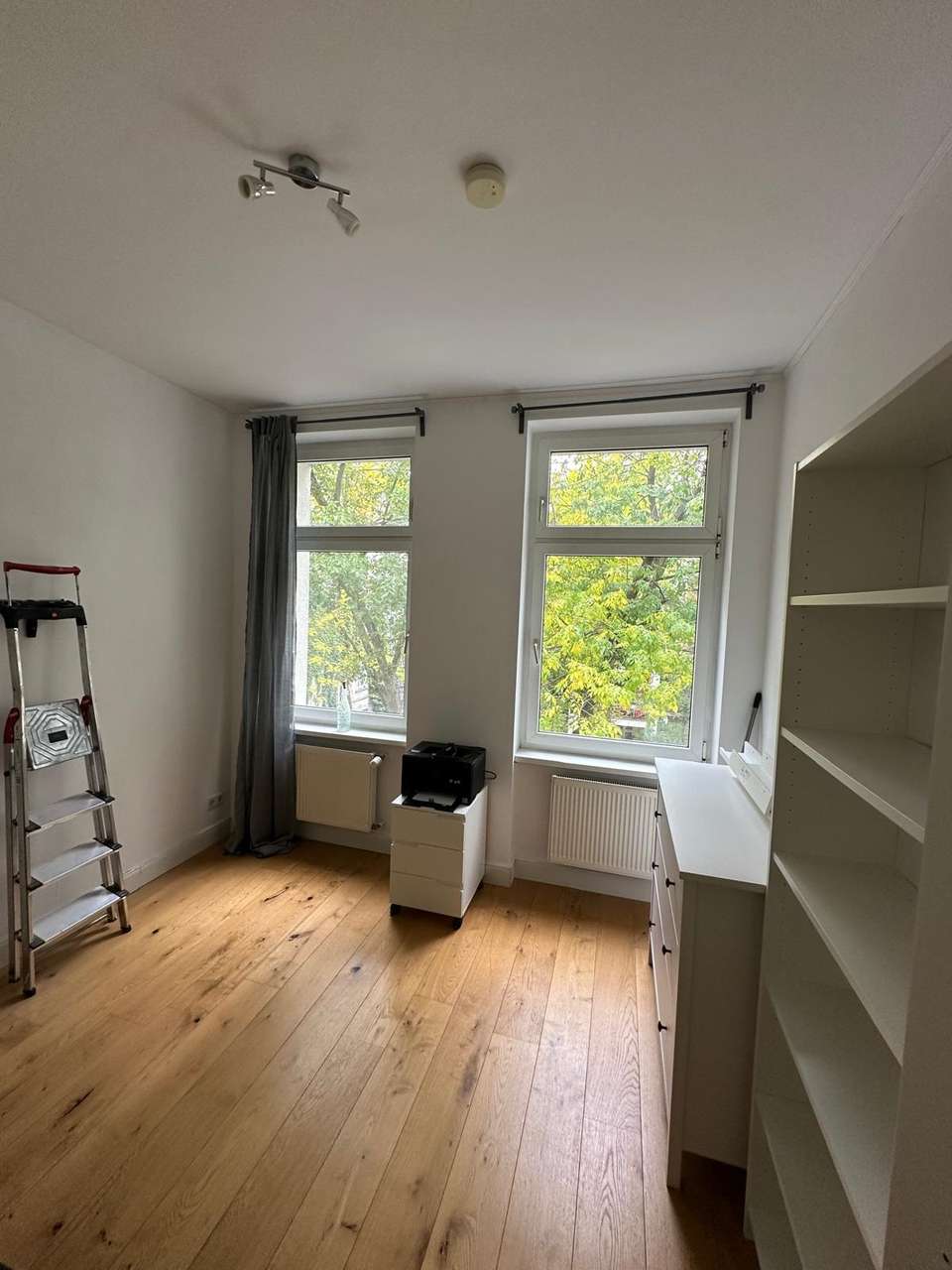 Kinderzimmer oder Büro Kinderzimmer oder Büro