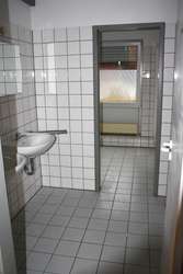 WC WC
