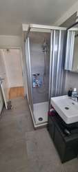 ..mit Dusche ..mit Dusche